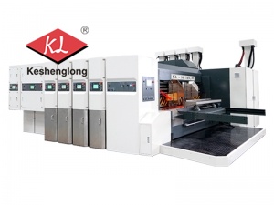 Macchina automatica per la produzione di scatole in cartone ondulato